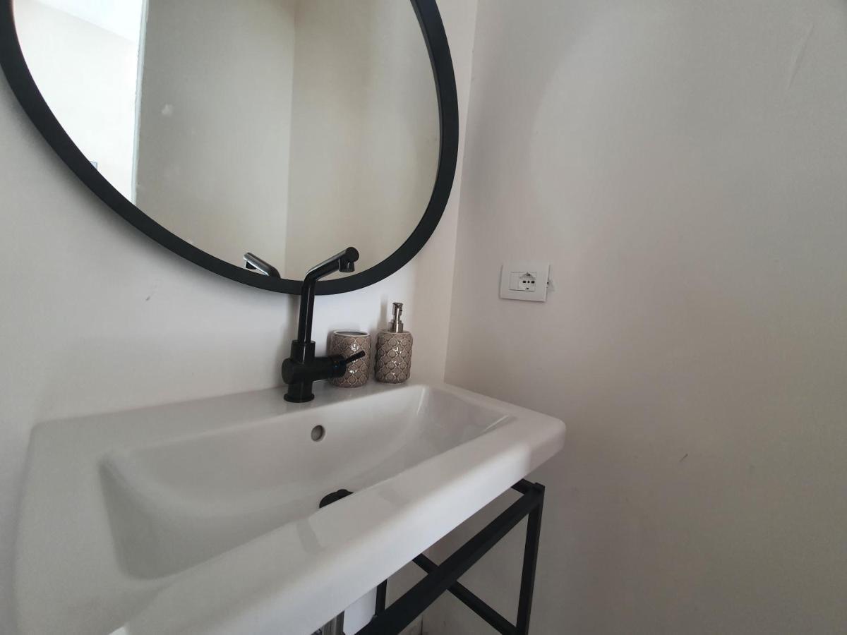 Apartamento Palazzo Cacace Monopoli Exterior foto